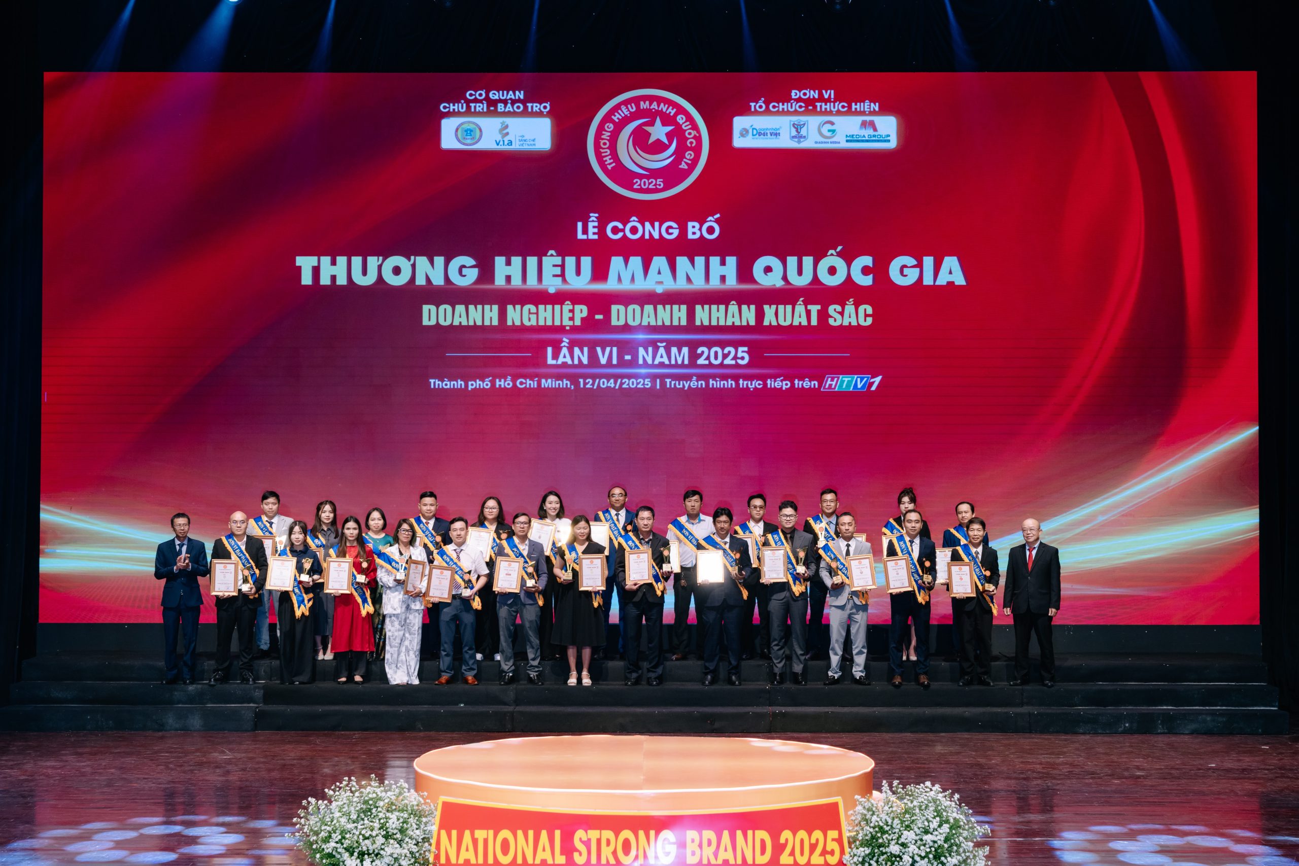 Các doanh nghiệp được vinh danh đạt giải TOP 30 Thương hiệu mạnh quốc gia 2025